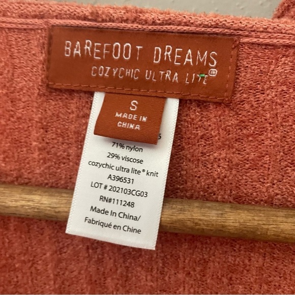 Barefoot Dreams Hooded CozyChic Ultra Lite Oasis Ribbed Cardigan - Picture 5 of 6